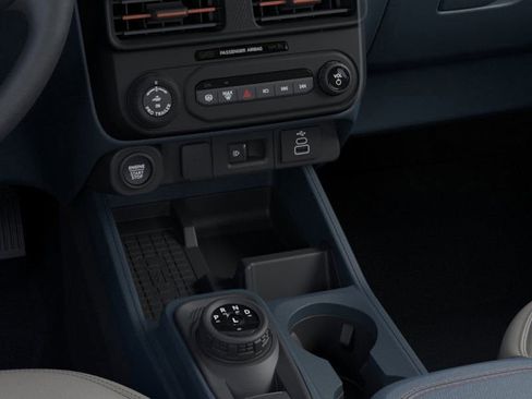 New 2025 Ford Maverick Lariat w/ 4K Tow Package image 16