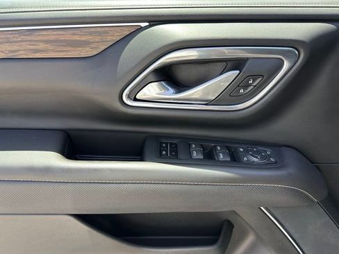 Certified 2023 Chevrolet Tahoe Premier AWD/4WD image 17
