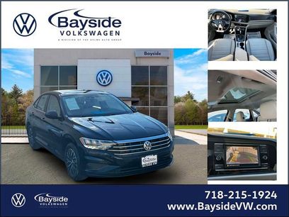 Used 2021 Volkswagen Jetta SE w/ SE Cold Weather Package