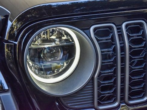 New 2026 Jeep Gladiator Sport image 8