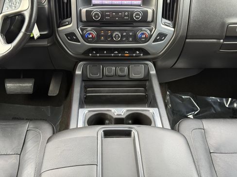 Used 2015 GMC Sierra 1500 SLT w/ SLT Crew Cab Value Package image 21