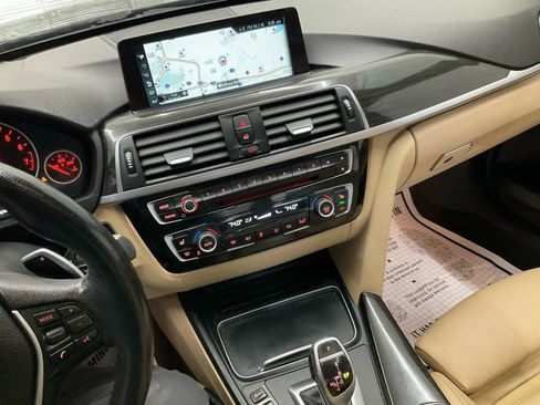 Used 2017 BMW 330i xDrive 330i xDrive Sedan 4D image 19