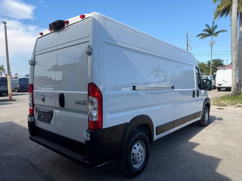 Used 2023 RAM ProMaster 2500 FWD image 6