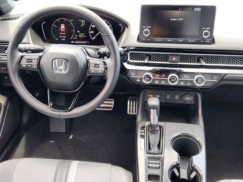 Used 2025 Honda Civic Sport image 27