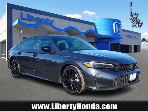 Used 2025 Honda Civic Sport image 1