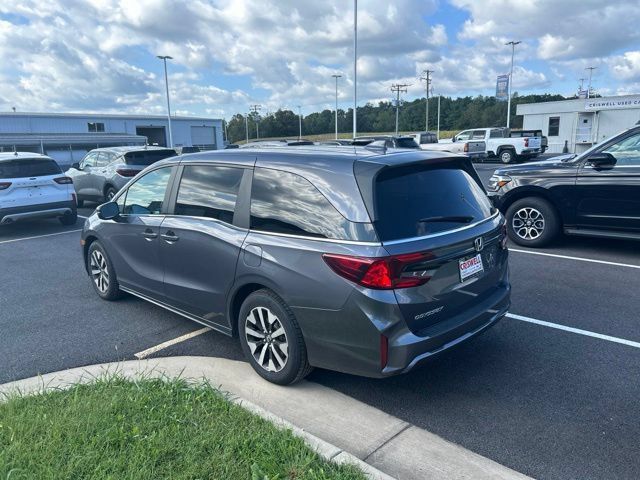 Used 2025 Honda Odyssey EX-L image 3