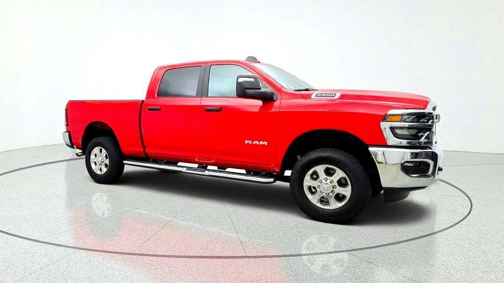 Used 2026 RAM 2500 Big Horn AWD/4WD image 3