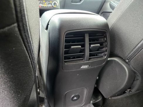 Certified 2023 Ford Escape Active AWD/4WD image 30