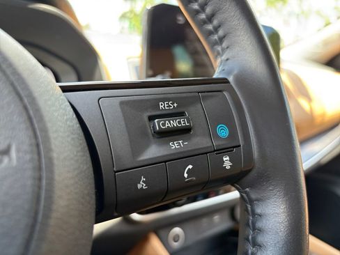 Used 2023 Nissan Rogue Platinum w/ Platinum Premium Package FWD image 18