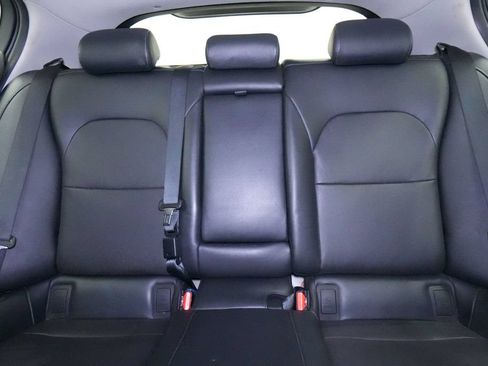 Used 2018 Kia Stinger RWD image 16