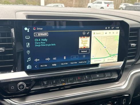 Used 2025 Chevrolet Silverado 3500 High Country w/ Technology Package image 35