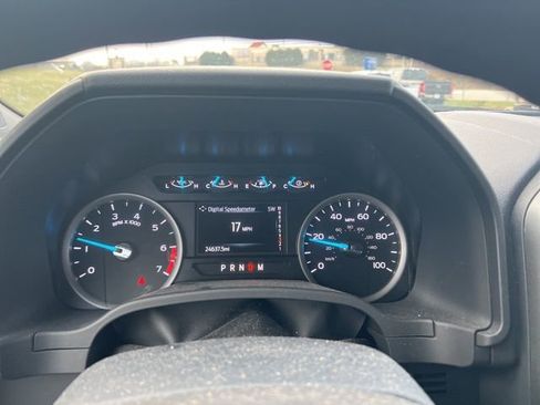 Used 2022 Ford F250 XLT w/ XLT Premium Package image 7