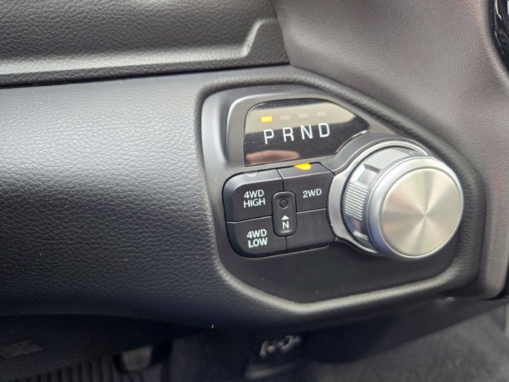 Certified 2020 RAM 2500 Laramie AWD/4WD image 32
