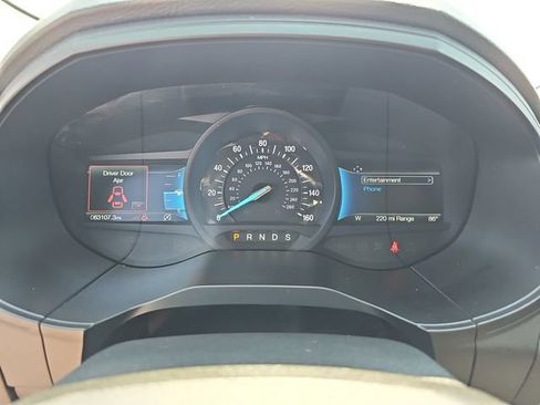 Used 2024 Ford Edge SEL AWD/4WD image 16