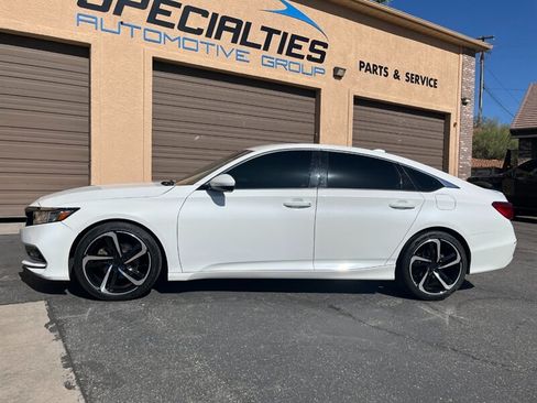 Used 2020 Honda Accord Sport image 3