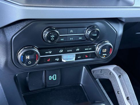 Used 2024 Ford Bronco Big Bend image 11