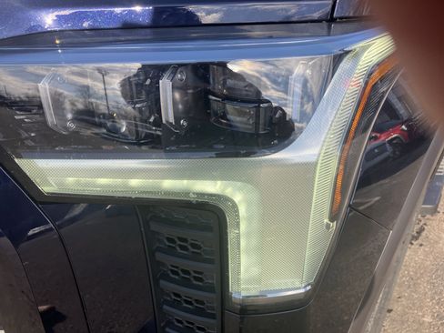 Used 2024 Toyota Tundra Limited image 10