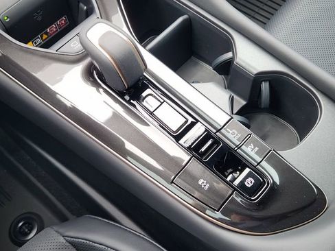 New 2026 Toyota Crown Signia AWD/4WD image 17