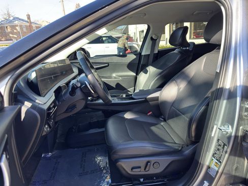 Used 2022 Kia EV6 Wind w/ Wind Technology Package image 21