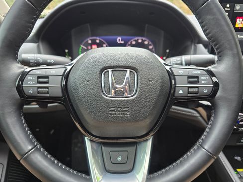 Used 2025 Honda Accord Touring image 25
