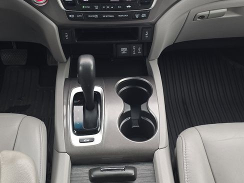 Used 2018 Honda Pilot EX-L image 28