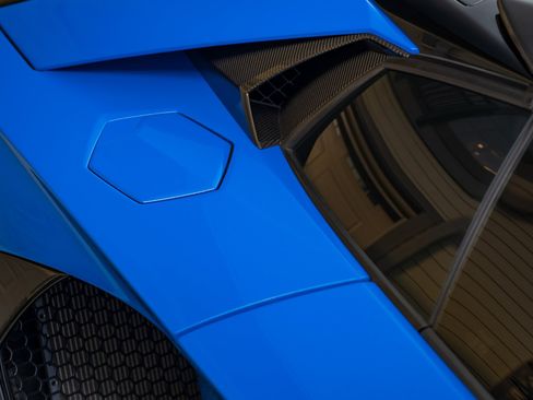 Used 2021 Lamborghini Aventador SVJ AWD/4WD image 49