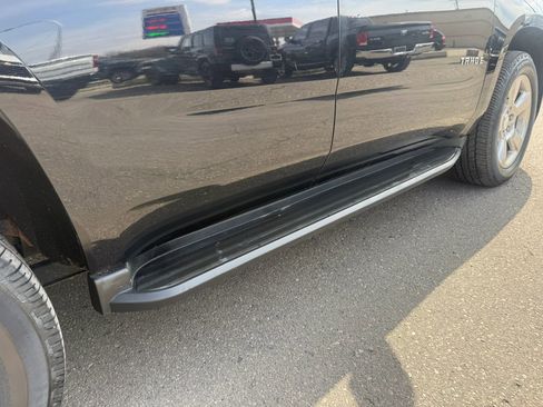 Used 2018 Chevrolet Tahoe LT image 14