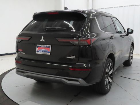 New 2026 Mitsubishi Outlander SEL AWD/4WD image 3