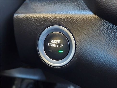 Used 2023 GMC Terrain SLE w/ Driver Convenience Package image 21