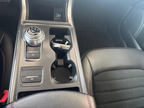 Used 2023 Ford Edge ST-Line AWD/4WD image 23