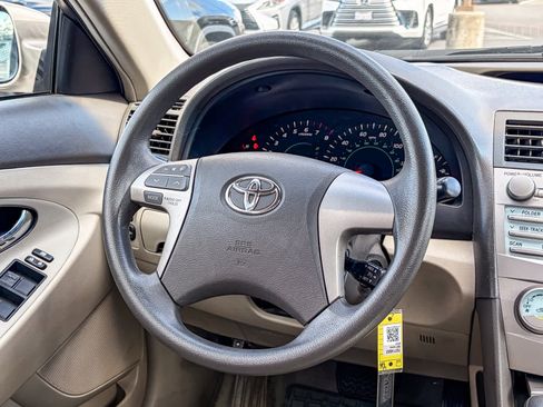 Used 2007 Toyota Camry LE image 14