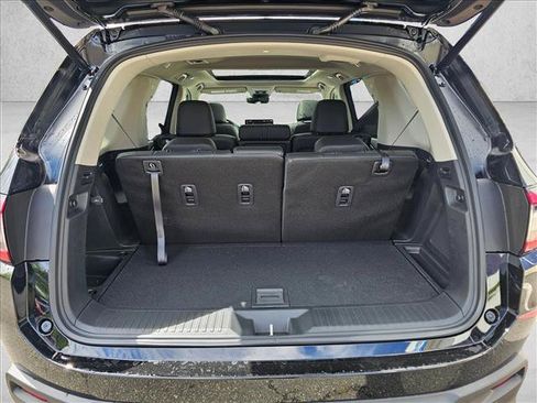 New 2026 Honda Pilot Touring image 11