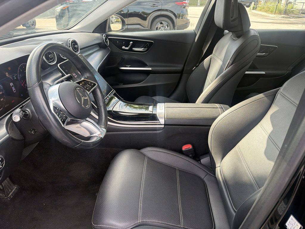 Used 2025 Mercedes-Benz C 300 Sedan image 10