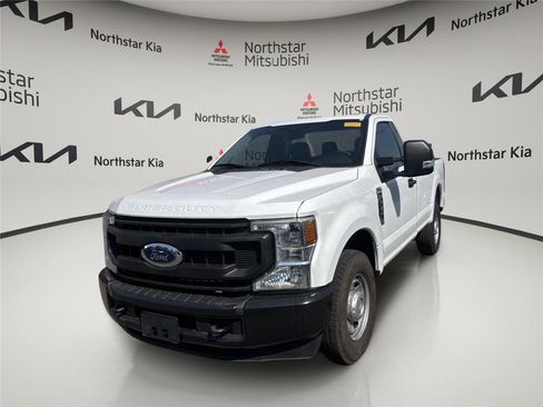 Used 2022 Ford F250 XL w/ Power Equipment Group RWD image 1