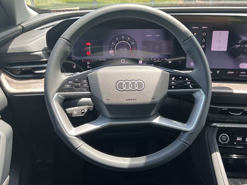 Used 2026 Audi Q5 Premium AWD/4WD image 18