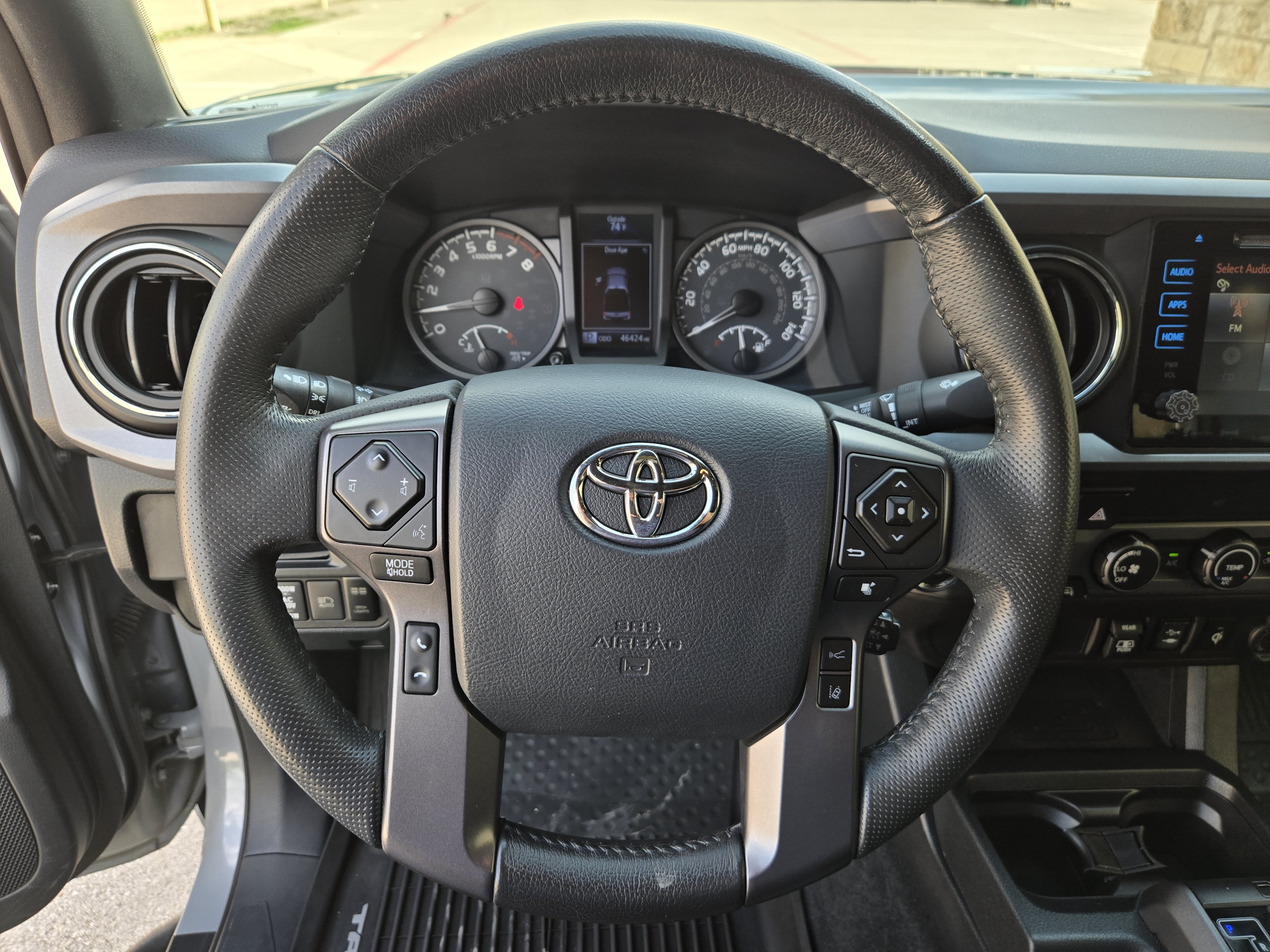 Used 2019 Toyota Tacoma TRD Off-Road AWD/4WD image 12