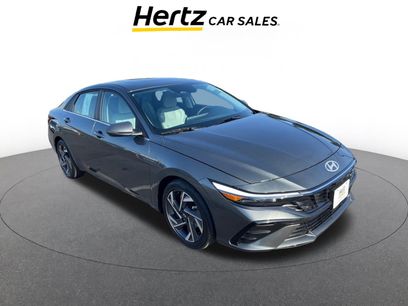 Used 2025 Hyundai Elantra Limited