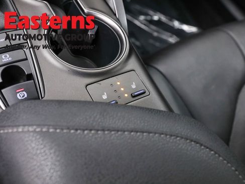 Used 2023 Toyota Camry XSE FWD image 21