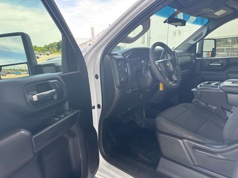 Used 2021 Chevrolet Silverado 3500 W/T w/ WT Convenience Package AWD/4WD image 6