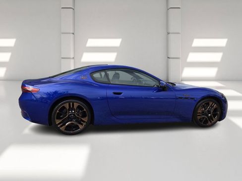 New 2025 Maserati GranTurismo Folgore image 3