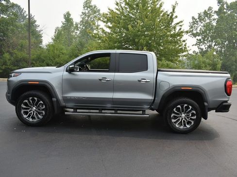 Used 2024 GMC Canyon Denali AWD/4WD image 10