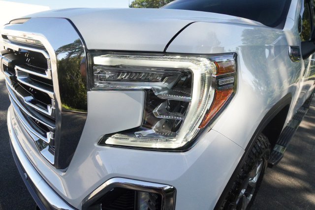 Used 2022 GMC Sierra 1500 SLT w/ SLT Premium Plus Package AWD/4WD image 34
