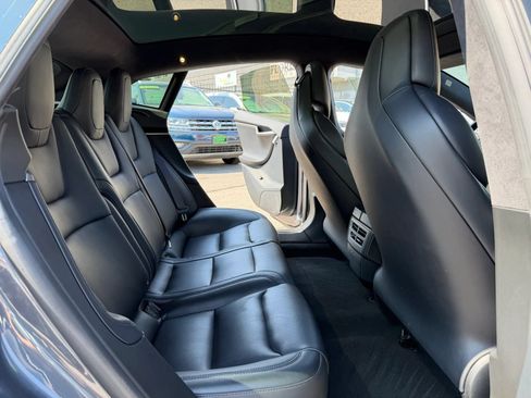 Used 2020 Tesla Model S Long Range AWD/4WD image 16