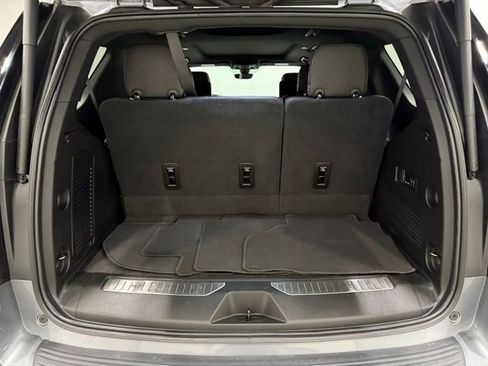 Used 2021 Chevrolet Tahoe High Country w/ Premium Package image 39