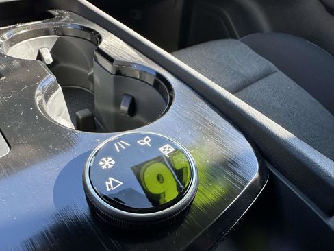 Used 2026 Nissan Rogue SV image 19