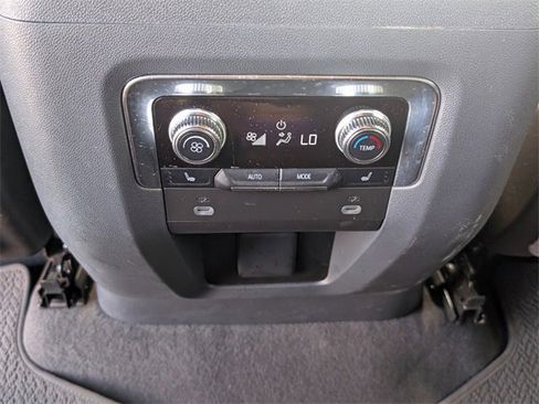 Certified 2023 GMC Yukon Denali image 10