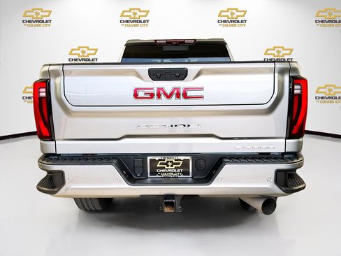 Used 2024 GMC Sierra 2500 Denali w/ Denali Reserve Package AWD/4WD image 6