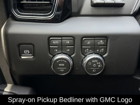 Used 2026 GMC Sierra 2500 AT4 w/ AT4 Premium Plus Package AWD/4WD image 29
