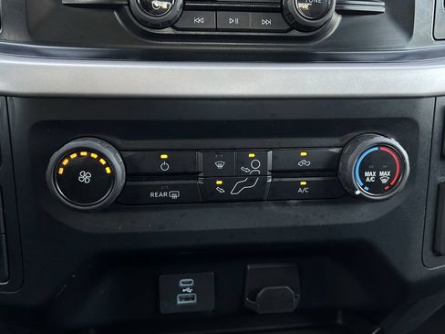 Used 2023 Ford F150 XLT AWD/4WD image 22