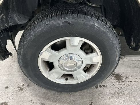 Used 2011 Ford F150 XLT image 22